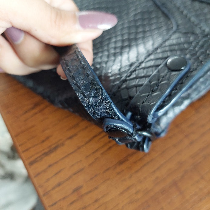 Rebecca Minkoff Black Textured Leather Small Crossbody Bag | Pre loved |