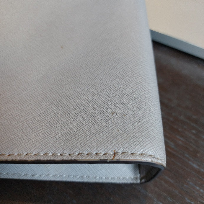 Michael Kors Grey Leather Jet Set Large Saffiano Crossbody Bag | Gently Used |