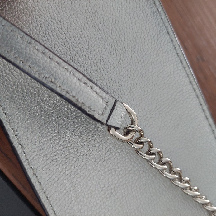 Kate Spade Silver Metallic North South Patterson Drive Phone Crossbody Bag | Pre Loved |