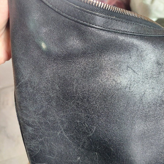 Gucci Black Leather Shoulder Bag | Pre Loved |