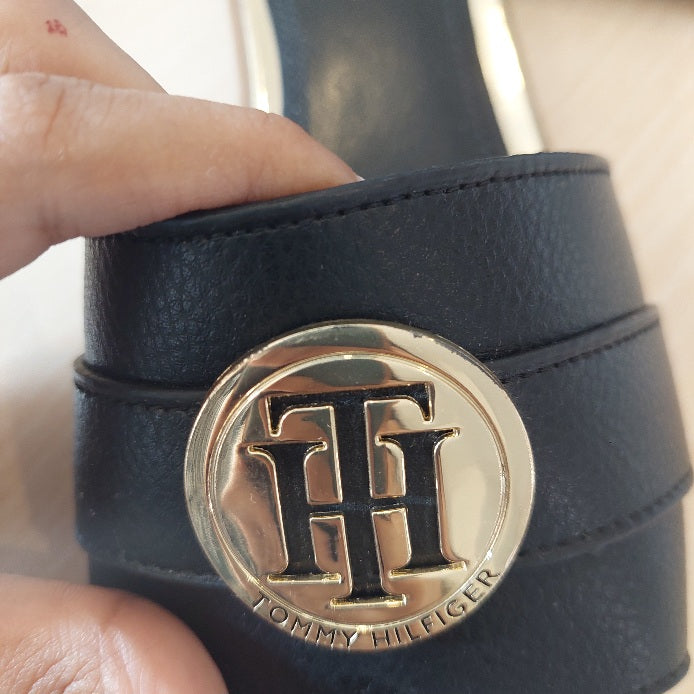 Tommy Hilfiger Black Logo Flats | Pre Loved |