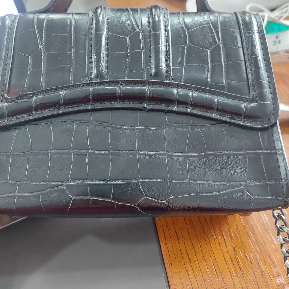 Zara Black Crocodile Patterned Faux Leather Mini City Crossbody Bag | Pre Loved | - Secret Stash