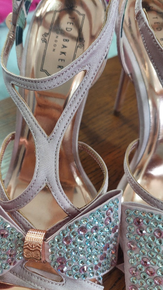 Ted Baker Pink Arayi Bow Crystal Heel Sandals | Pre Loved |