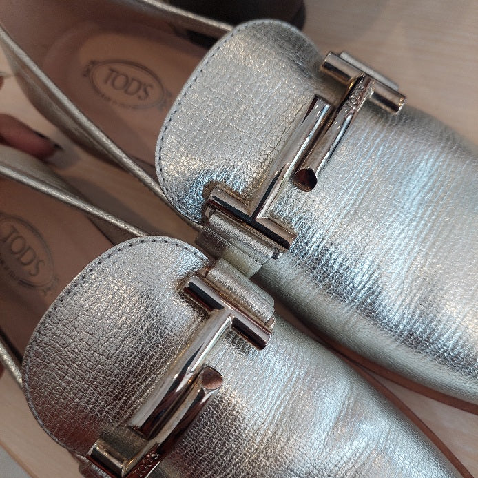 Tod's Metallic Silver Leather Double T Loafers | Gently Used |