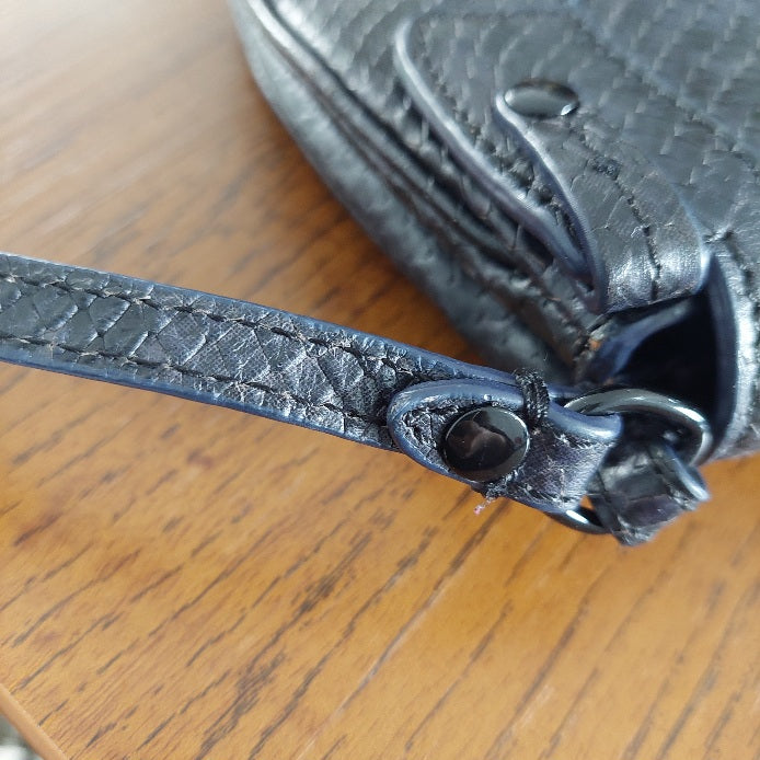 Rebecca Minkoff Black Textured Leather Small Crossbody Bag | Pre loved |