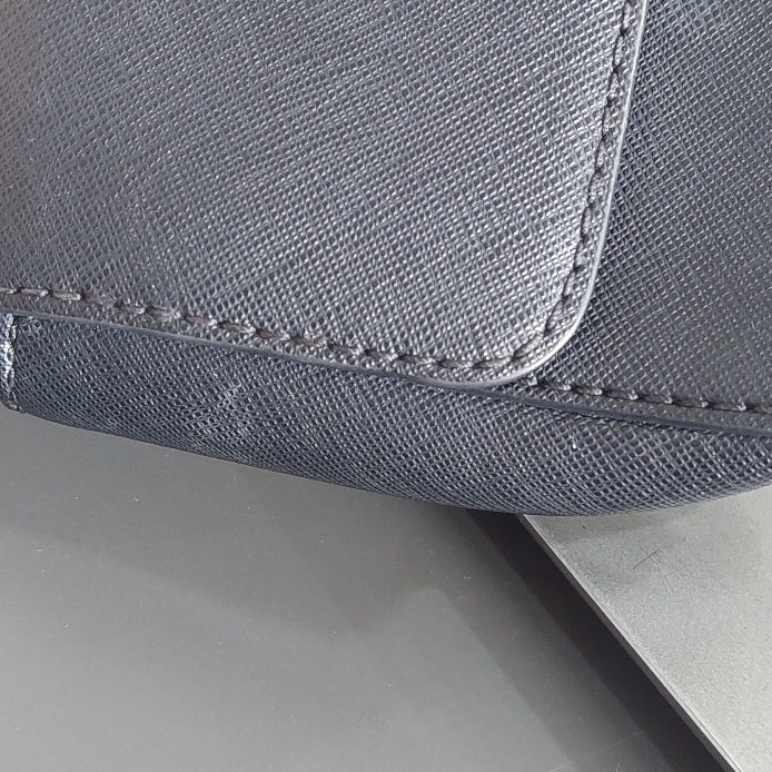 Michael Kors Black Tina Leather Clutch Crossbody and Detachable Wallet Bag | Pre Loved |