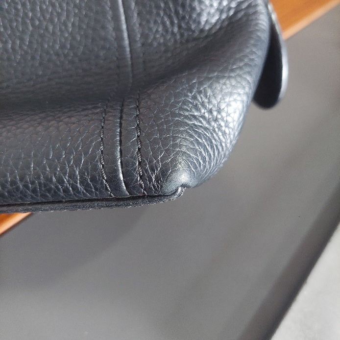 Michael Kors Black Pebbled Leather Jet Set Chain Shoulder Bag | Pre Loved |