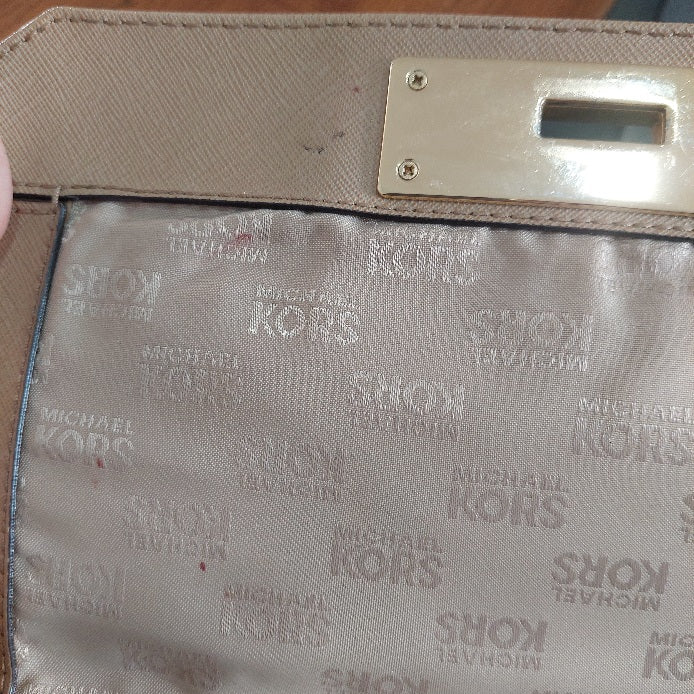 Michael Kors Beige Callie Leather Crossbody Bag | Pre Loved |