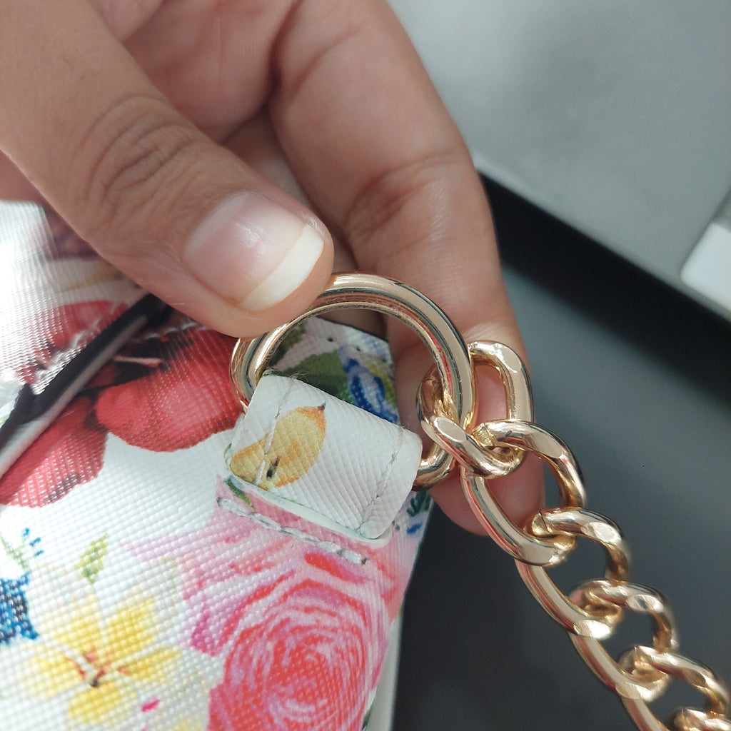 Steve Madden White Floral Blexi Adjustable Crossbody Bag | Brand New |