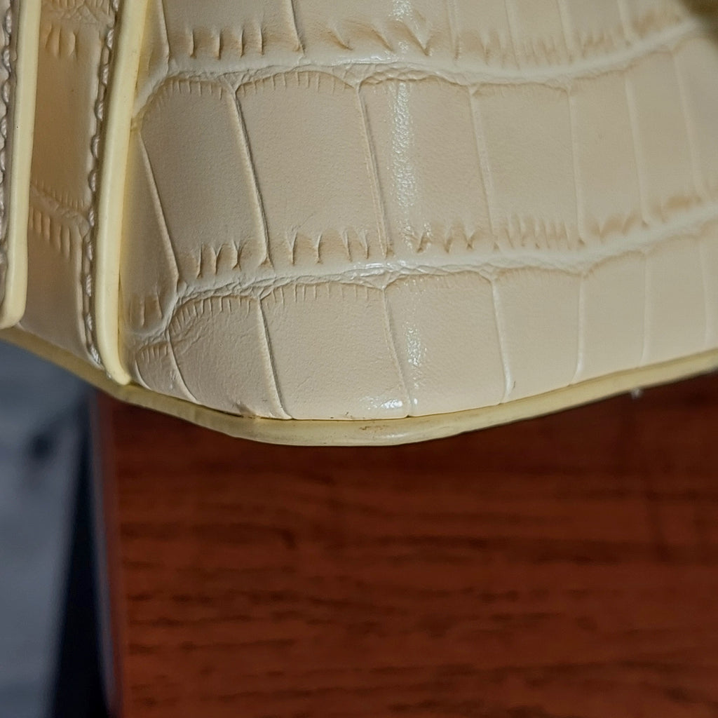 Aldo Yellow Leatherette Valamaryn Handbag | Brand New |