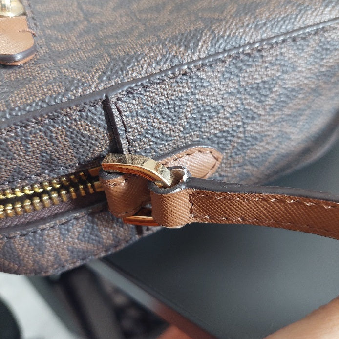 Michael Kors Brown Monogram Jet Set Zipper Chain Crossbody Bag | Pre Loved |