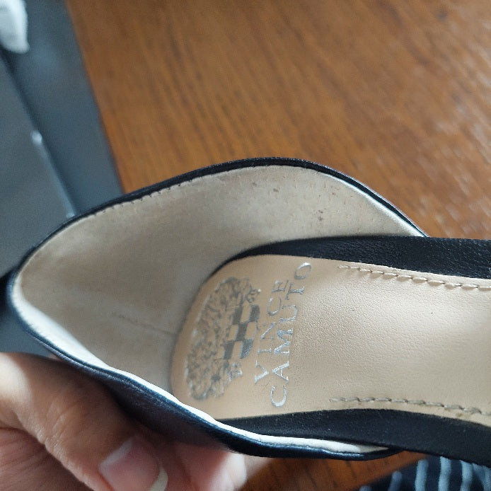 Vince Camuto Grey Metallic & Black Norell Leather Pumps | Gently Used |
