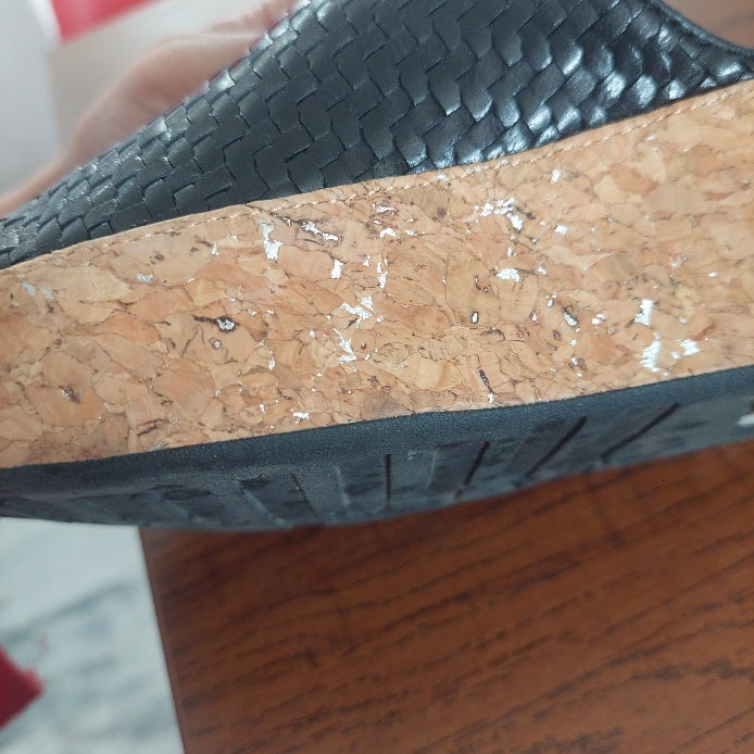 Fitflop Black Slip-On Sandals | Gently Used |