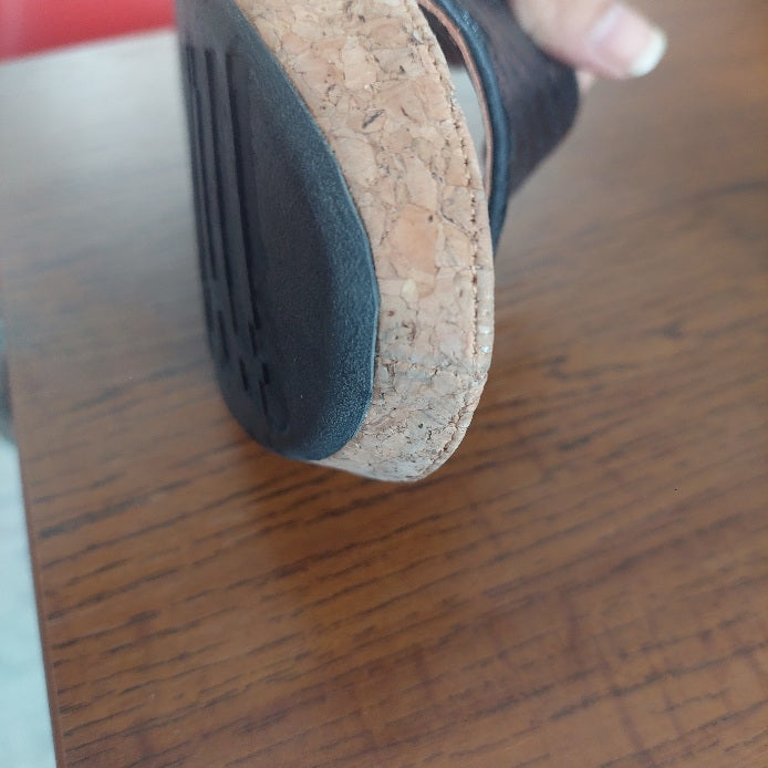 Fitflop Black Slip-On Sandals | Gently Used |