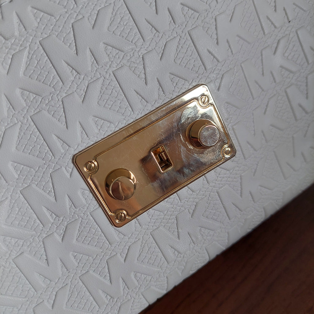 Michael Kors White Vegan Leather Rose Medium Shoulder Chain Crossbody Bag | Gently Used |