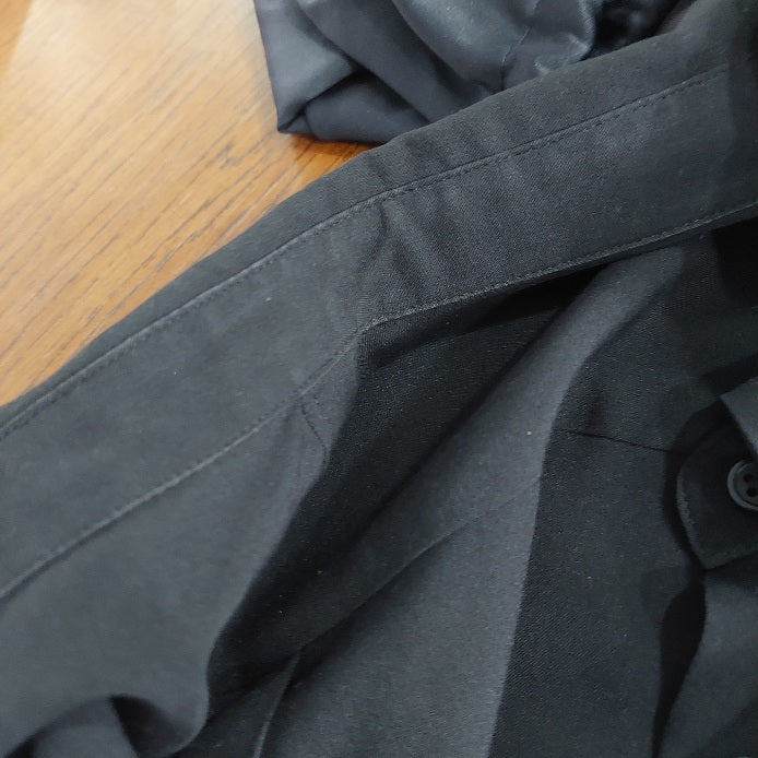 Uniqlo Black Collared Shirt | Gently Used |
