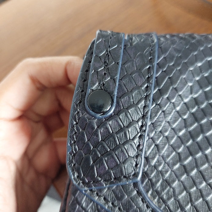 Rebecca Minkoff Black Textured Leather Small Crossbody Bag | Pre loved |