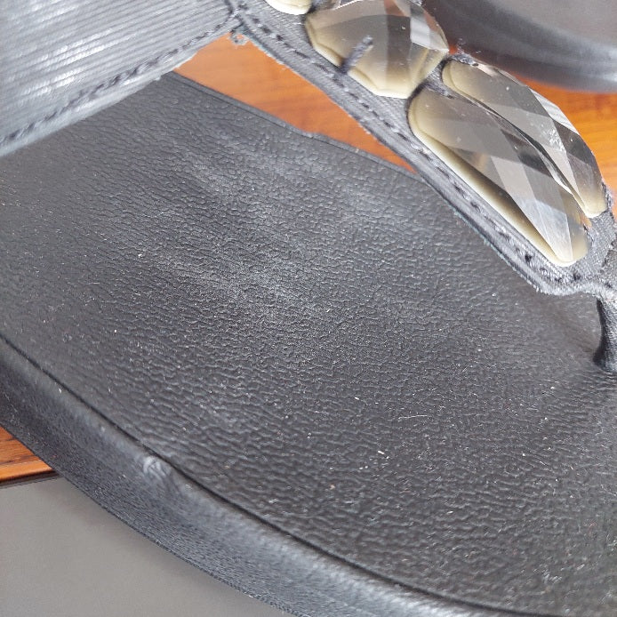 FitFlop Black Embellished Thong Sandals | Like New |