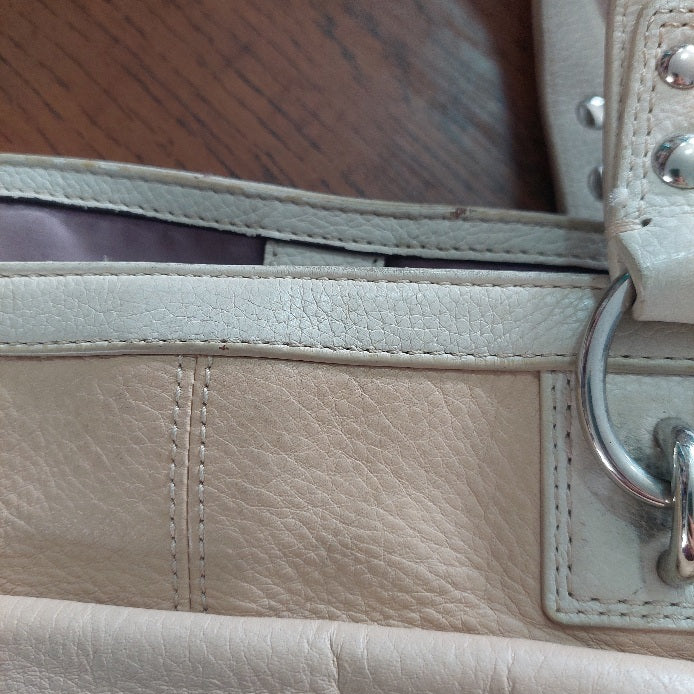 Coach Beige & Ivory Pebbled Leather Penelope Shoulder Bag | Pre Loved |