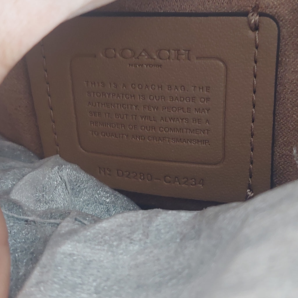 Coach Pepper Leather Crossbody Bag | Like New |