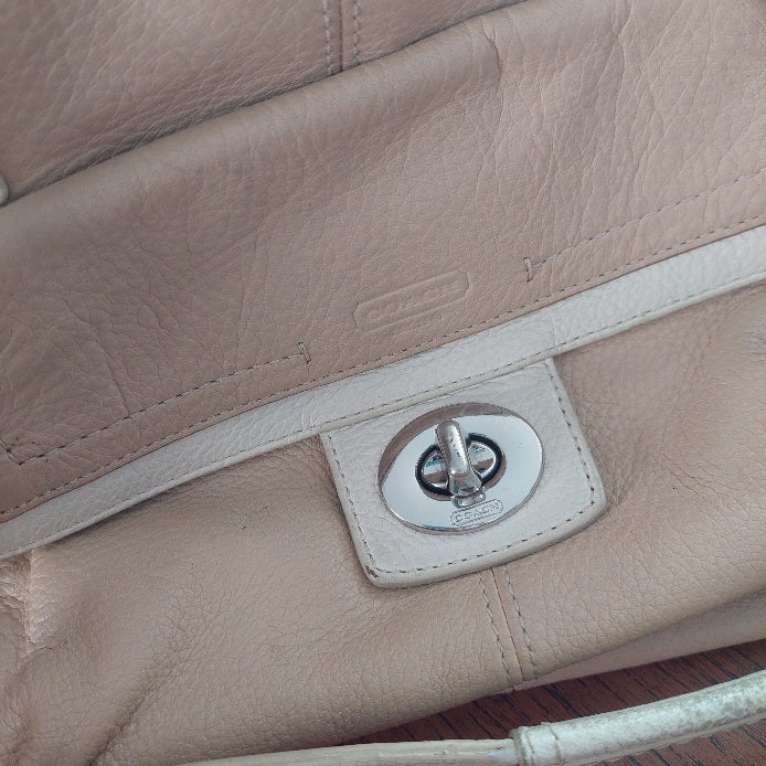 Coach Beige & Ivory Pebbled Leather Penelope Shoulder Bag | Pre Loved |