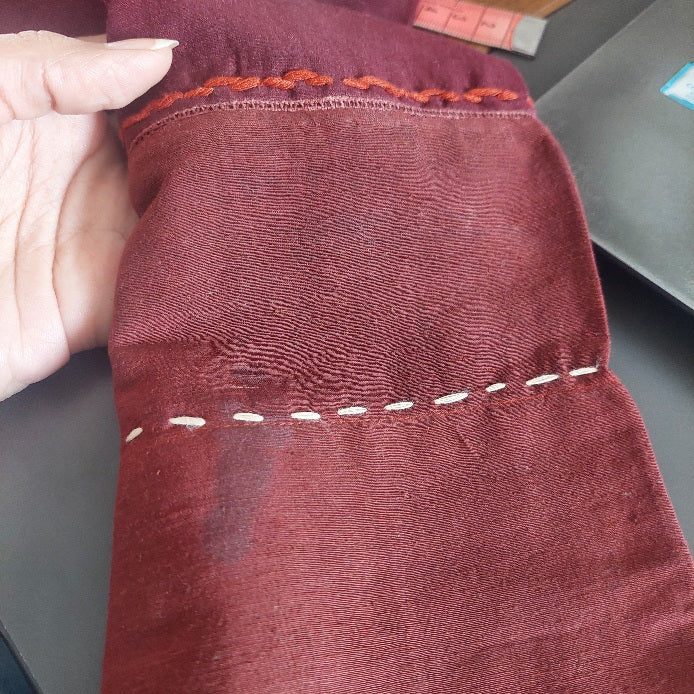 Miraka Two-Toned Embroidered Kurta | Pre Loved |