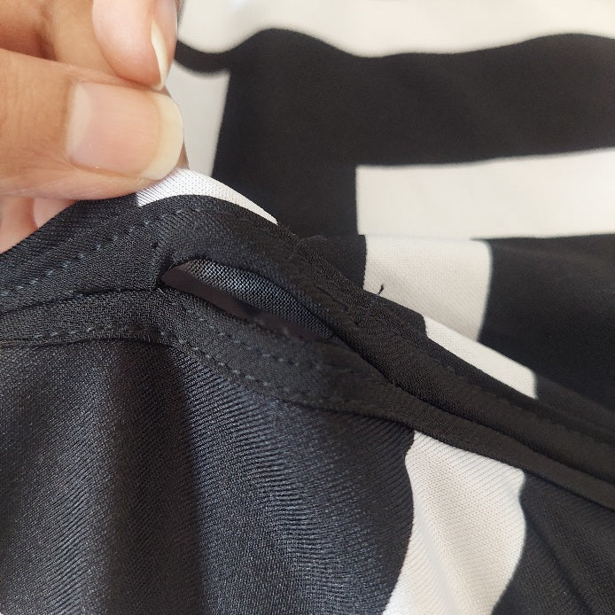 Jon Den Black & White Geometric Print Top | Brand New |