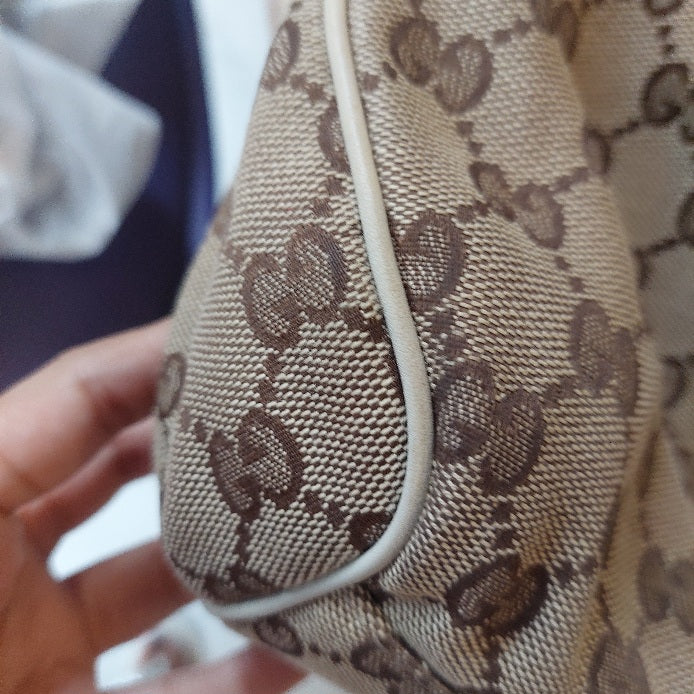 Gucci Beige Sukey Monogram Canvas With Leather Trim shoulder bag | Pre Loved |