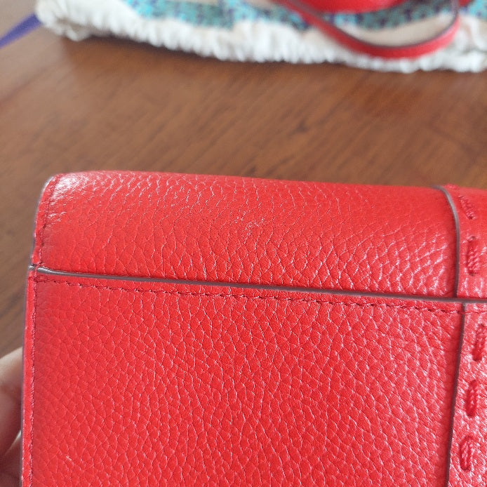 Tory Burch Red Pebbled Leather Mcgraw Wallet Crossbody | Gently Used |