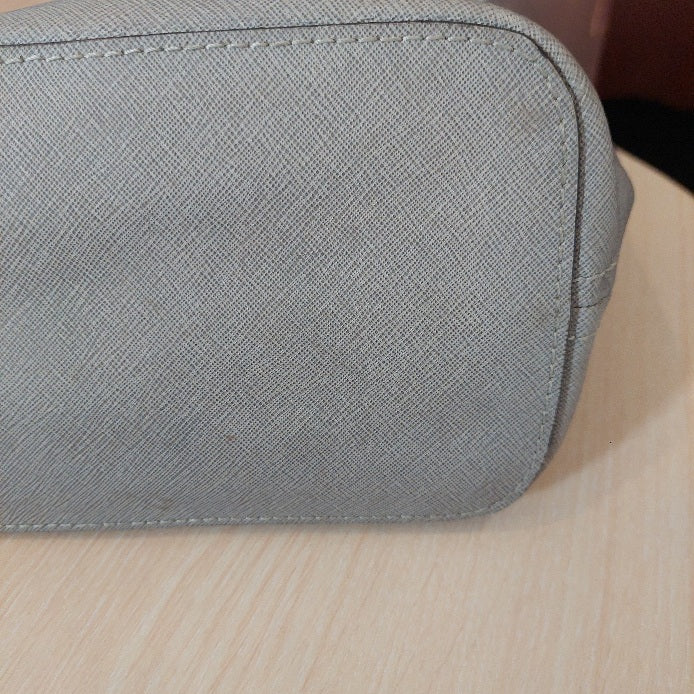 Michael Kors Light Grey Jet Set Travel Tote Bag | Pre Loved |