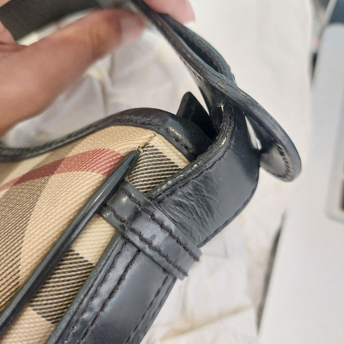 Burberry Beige/Black Nova Check Coated Canvas and Patent Leather Shoulder Bag | Pre Loved |