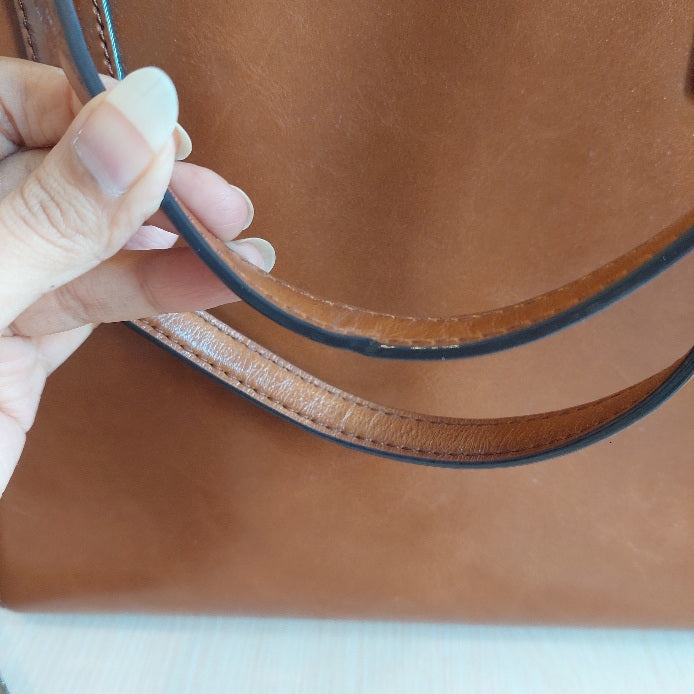 Michael Kors Tan VOYAGER Textured Tote Bag | Gently Used |