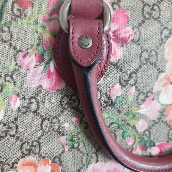 Gucci Pink/Beige GG Supreme Canvas Medium Blooms Boston Bag | Gently Used |