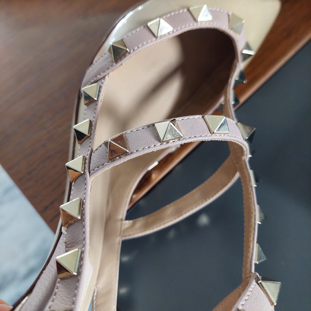 Valentino Poudre Patent Rockstud T-Strap Pointed Toe Pump Heels | Pre Loved |
