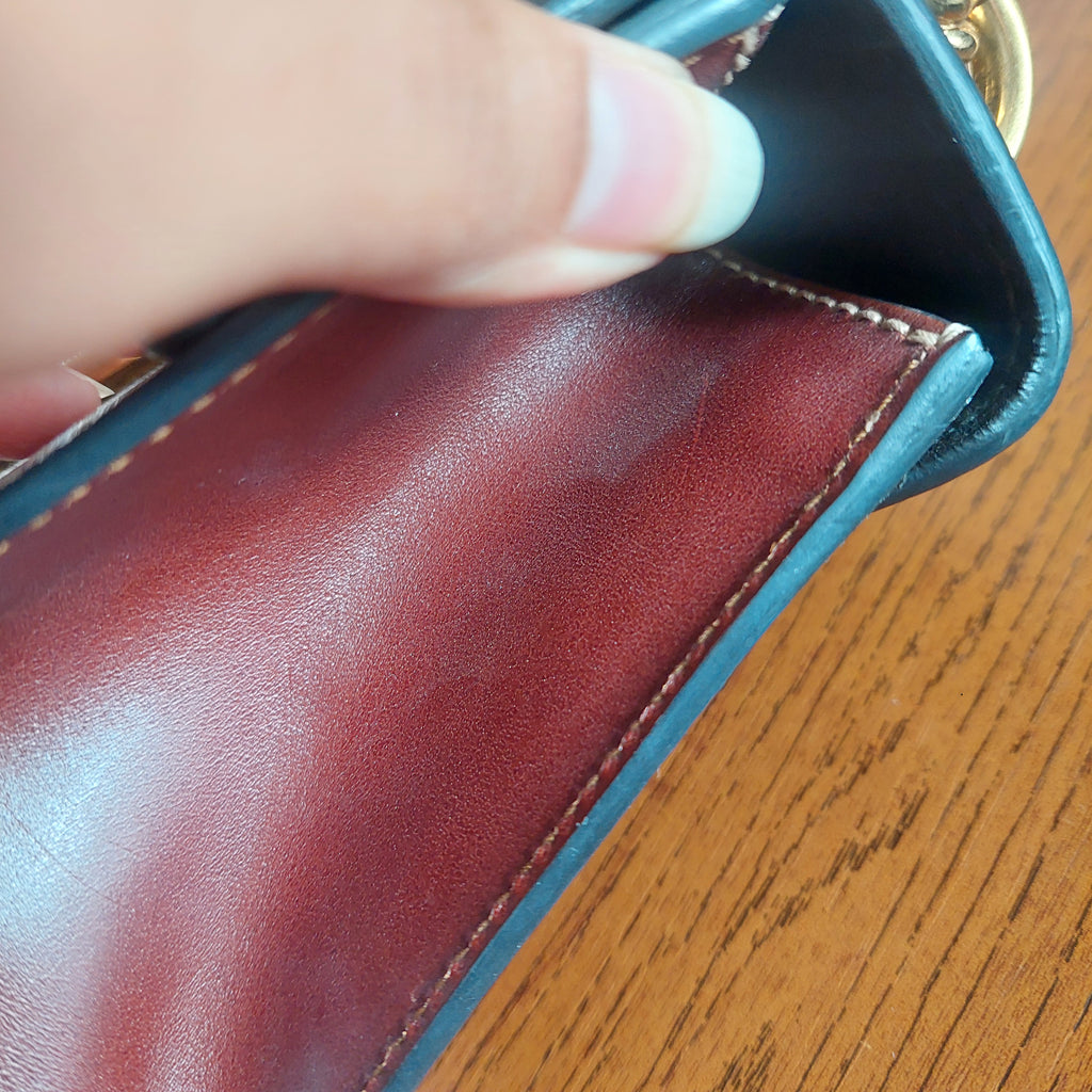 Gucci Black & Beige Padlock Leather Crossbody Bag | Pre Loved |