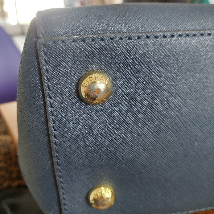 Michael Kors Navy Leather Handbag | Pre Loved |