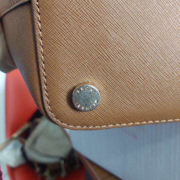 Michael Kors Brown Greenwich Sienna Large Saffiano Leather Bag | Pre Loved |