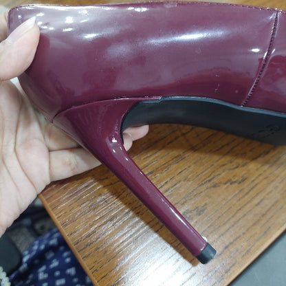 Guess Burgundy DCark Prindy Pointed Toe Pumps | Pre Loved |