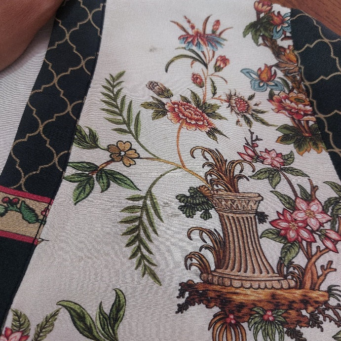 Sania Maskatiya Beige & Black Printed Kurta | Pre Loved |