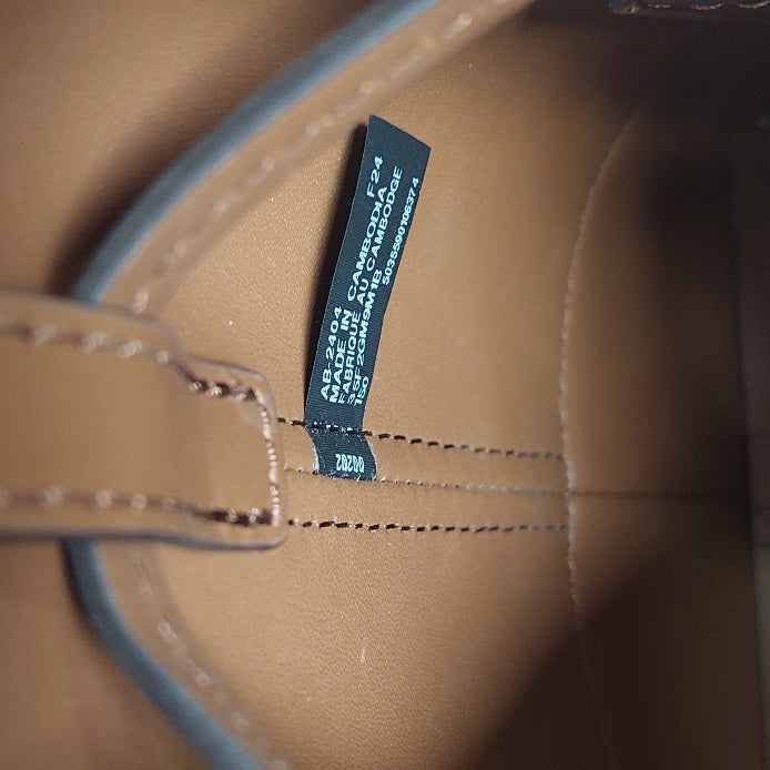 Michael Kors Brown & White Mercer Small Logo Bucket Bag | Gently Used |