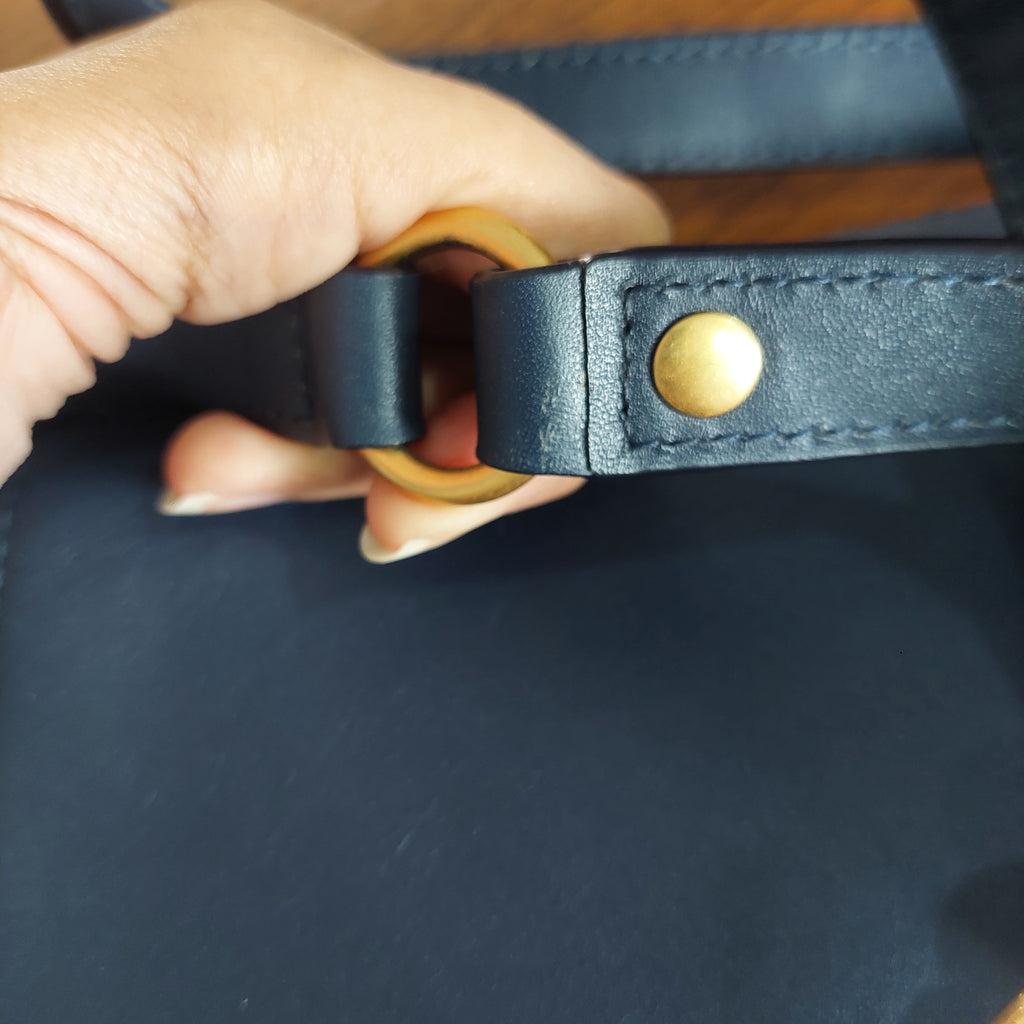 Tory Burch Royal Navy Leather & Suede Farrah Shoulder Bag | Gently Used |