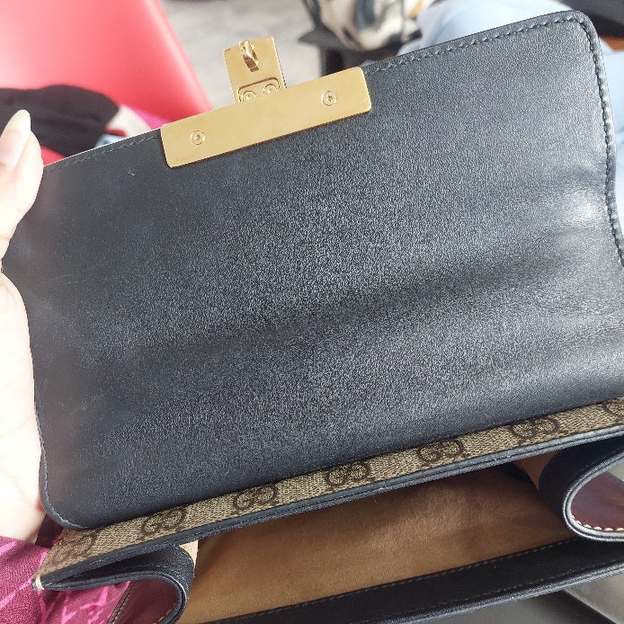 Gucci Black & Beige Padlock Leather Crossbody Bag | Pre Loved |