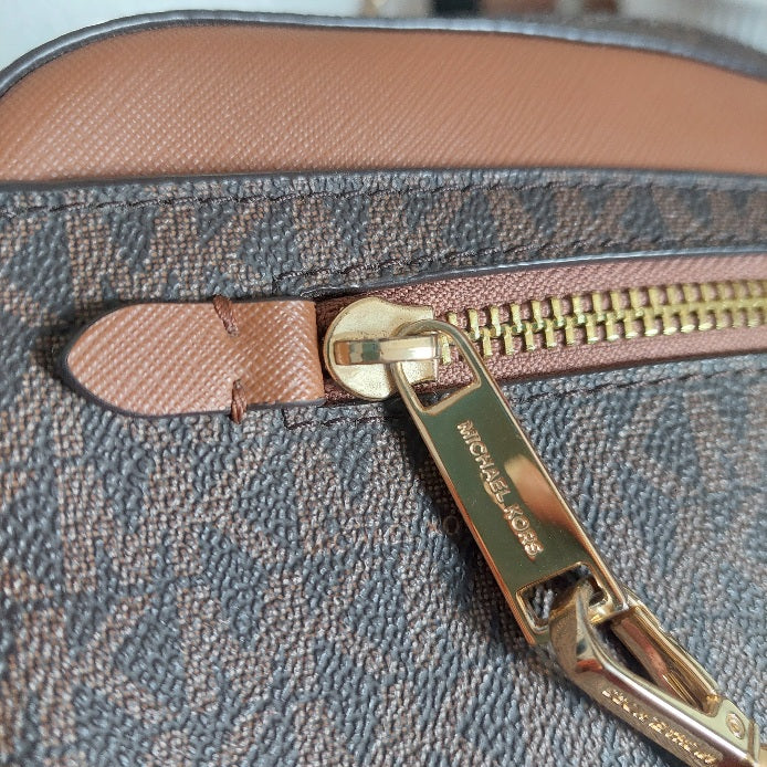 Michael Kors Brown Monogram Jet Set Zipper Chain Crossbody Bag | Pre Loved |