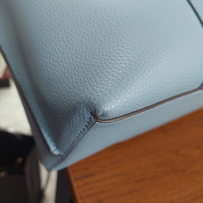 Tory Burch Blue Perry Triple Compartment Tote Bag | Gently Used |