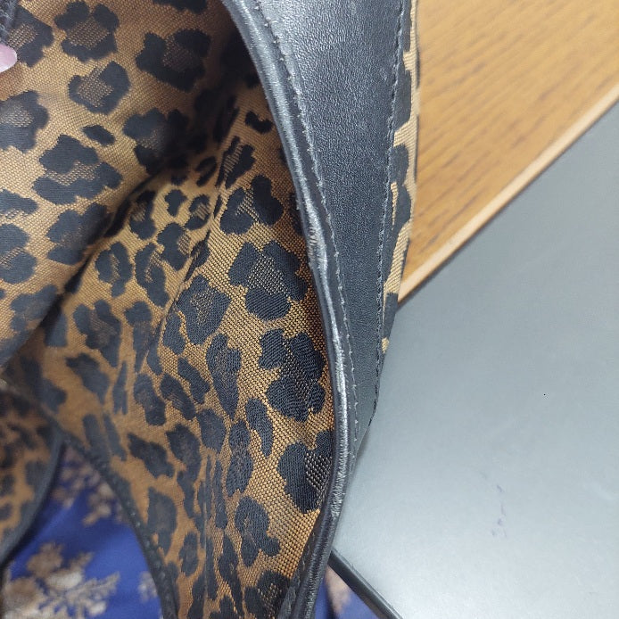 Fendi Canvas Monogram & Cheetah Print Hobo Bag | Pre Loved |