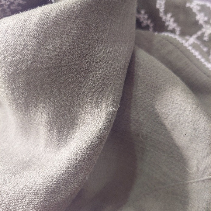 Zara Green Embroidered Button Down Blouse | Gently Used |