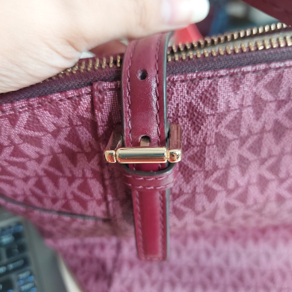 Michael Kors Plum Monogram Jet Set Travel Medium Tote | Pre Loved |