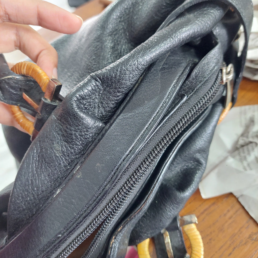 Salvatore Ferragamo Black Leather Shoulder Bag | Pre Loved |