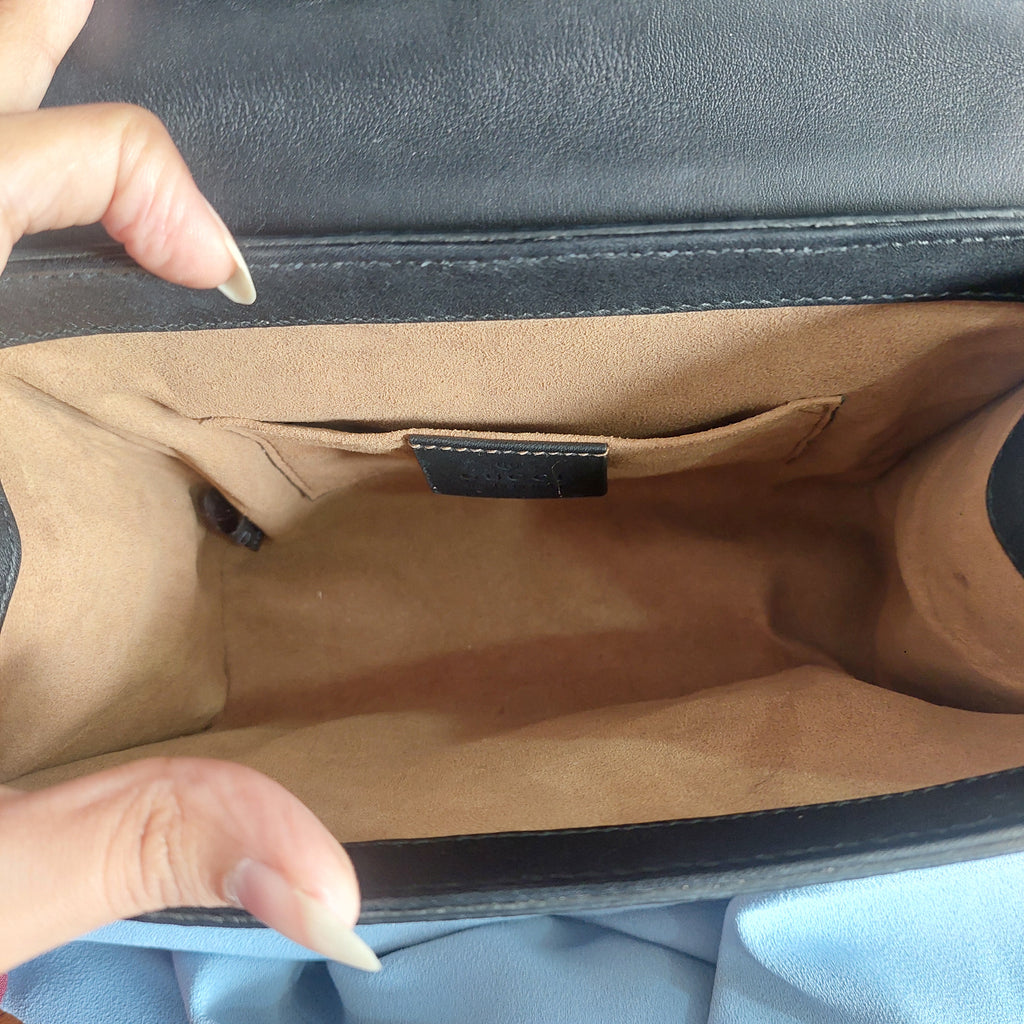 Gucci Black & Beige Padlock Leather Crossbody Bag | Pre Loved |