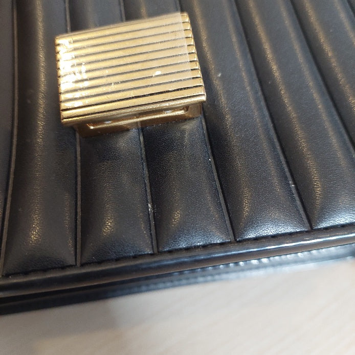 Charles & Keith Black Panelled Handle Bag | Pre Loved |